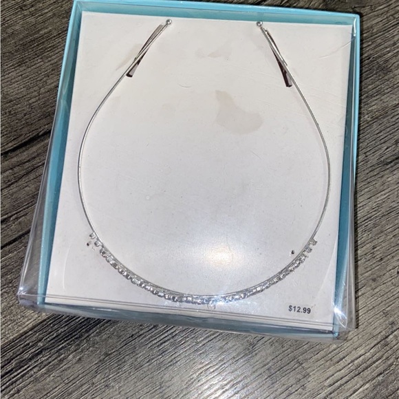 Tiara - Picture 3 of 3